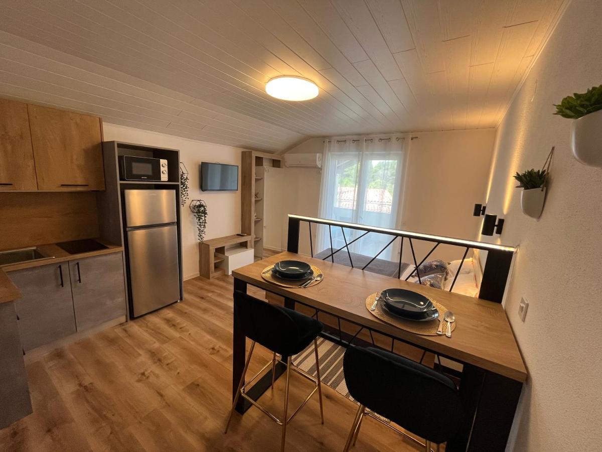 Apartment Bagaric สตารีกราด ภายนอก รูปภาพ